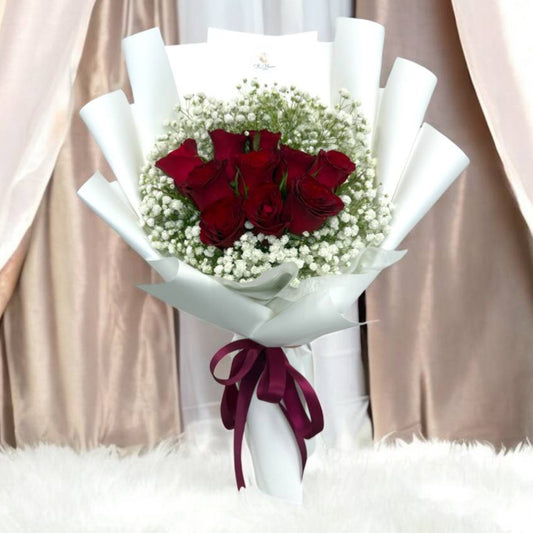 10 Roses & Baby's Breath Bouquet