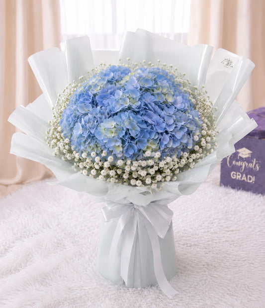 [GRAD] Light Blue Hydrangea & Baby Breath Bouquet NB