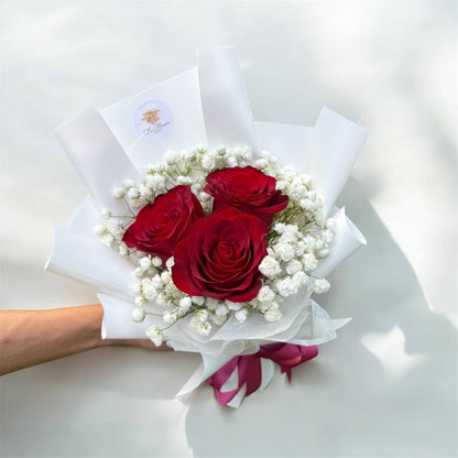 3 Fresh Red Roses with Baby Breath Bouquet