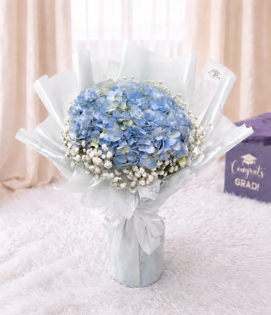 [GRAD] Light Blue Hydrangea & Baby Breath Bouquet NB
